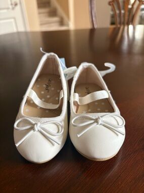 NWT Cat&Jack baby girls cream Ballet Flats with Bow size 5